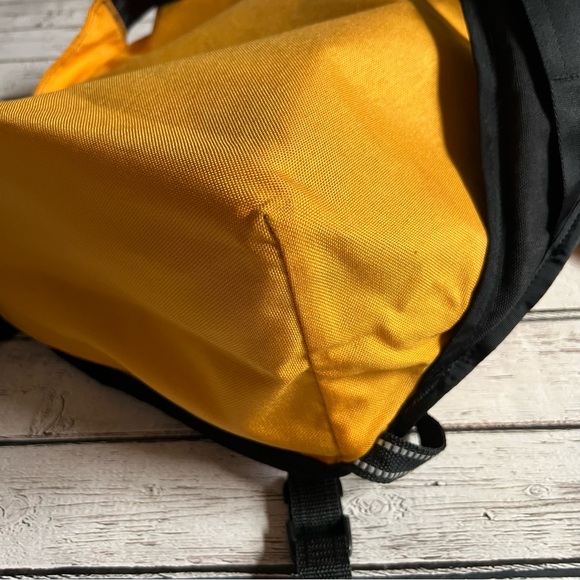 Limited Edition Chrome Mini Metro Messenger Bag - Picture 16 of 17